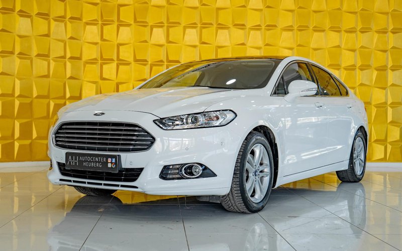Ford Mondeo 1.5l KAM NAVI PANO SPUR ELEK.SITZ KEYLESS