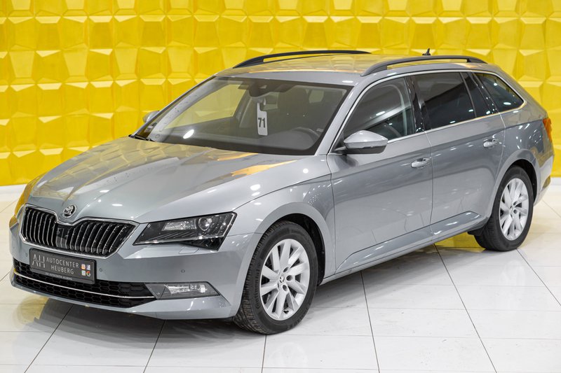 Skoda Superb 1.4 TSI nur 49TKM ELEKTR.SITZE PDC NAVI