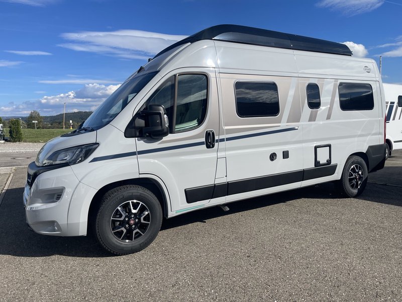 Carado pro CV 600 Aufstelldach/Markise