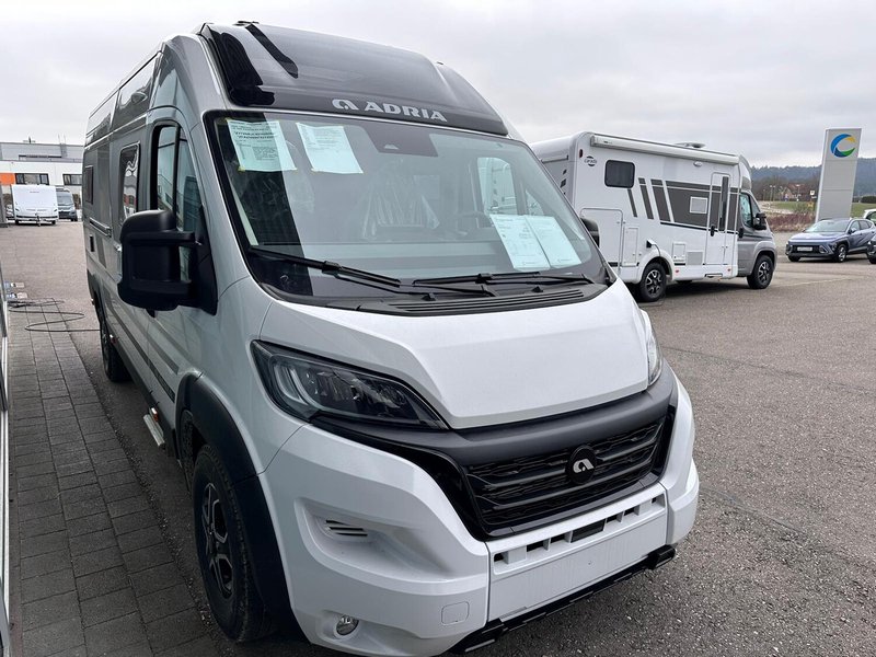 Adria Twin Supreme 640 SGX SAFETY PLUS/Automatik/Fiat