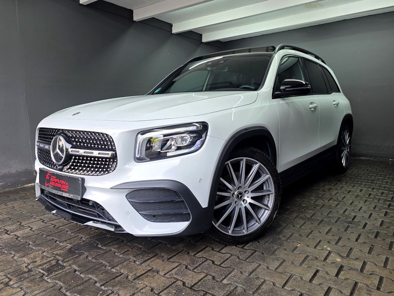 Mercedes-Benz GLB 200 4MATIC, AMG LINE, PANO, DISTRONIC, R-KAM