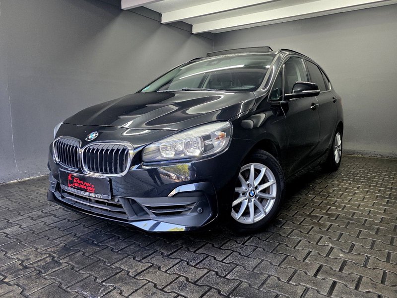 BMW 220 Active Tourer, AUTOMATIK, PANORAMA, NAVI,PDC