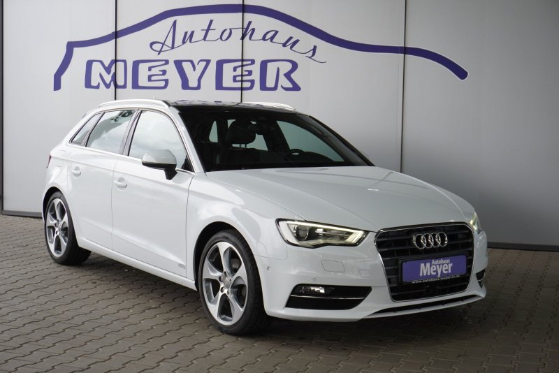 Audi A3 Sportback 2,0TDI 150PS 8*Alu/Pano/Navi/Keyless
