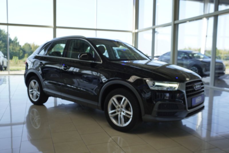 Audi Q3 2,0TDI 150PS aAHK/Navi/el.Klappe/Keyless