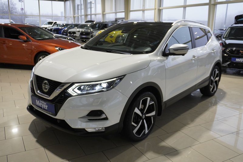 Nissan Qashqai Tekna+ 1.3 DIG-T aAHK/LEDER/LED/PANO/NAVI/KAMERA