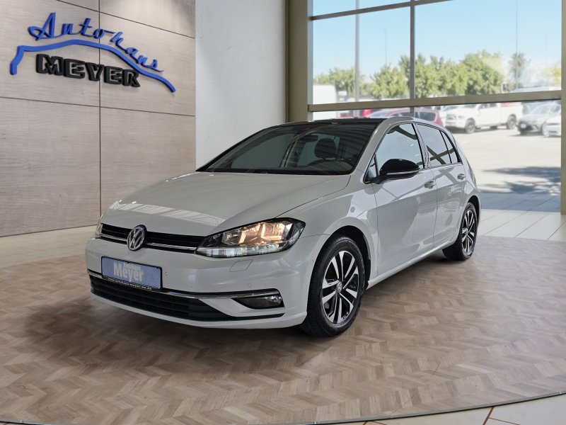 Volkswagen Golf VII IQ Drive 1,5TSI DSG Standhz/Navi/Pano