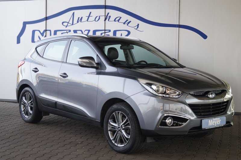 Hyundai ix35 2.0CRDi 4WD Aut.17*Alu/WR/AHK/Winterp/Temp.