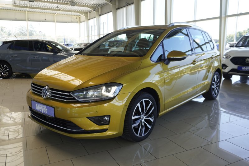 Volkswagen Golf Sportsvan 1,4TSI DSG aAHK/Kamera/Parkas.