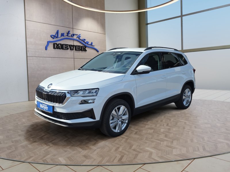Skoda Karoq 1,5TSI DSG aAHK/ACC/Kamera/Winterp.       **