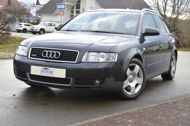 Audi A4 Avant 3.0 quattro *SHZ*NAVI*LEDER
