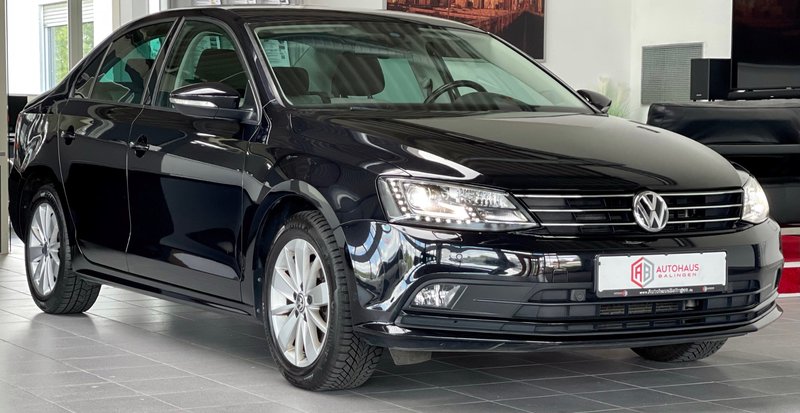 Volkswagen Jetta VI TSI BMT |NAVI|SHZ|PDC|Bi-XENON|F.ASSIST