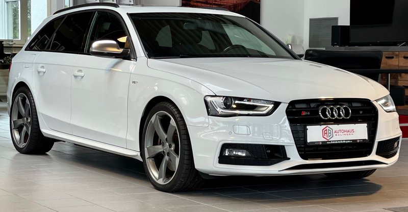 Audi S4 Avant 3.0 TFSI quattro|PANO|B&O|DRIVE SELECT