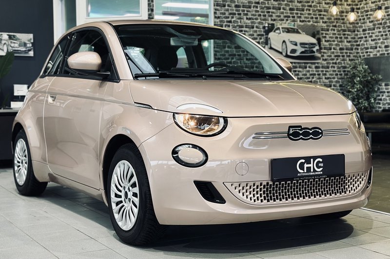 Fiat 500 e Sonderlackierung 87kW |CarPlay|Navi|
