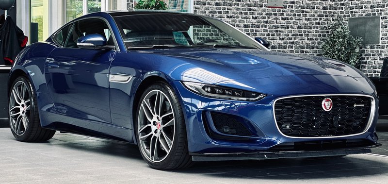 Jaguar F-TYPE P450 R-DYNAMIC 1HD|PANO|KAMERA