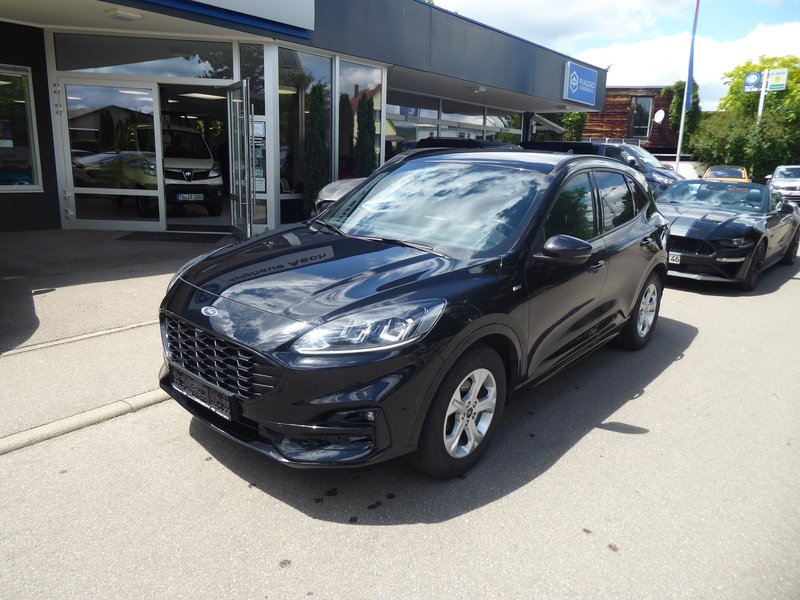 Ford Kuga ST-Line aus 1. Hand