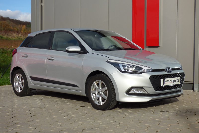 Hyundai i20 Passion 1. Hand,SHZ, Lenkrad beheizt, 8 fach