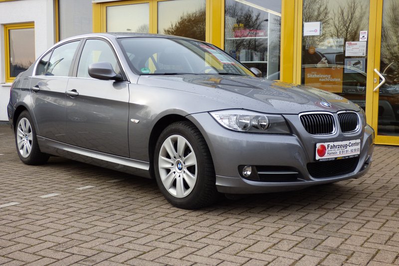 BMW 318 1. Hand, 8 fach bereift