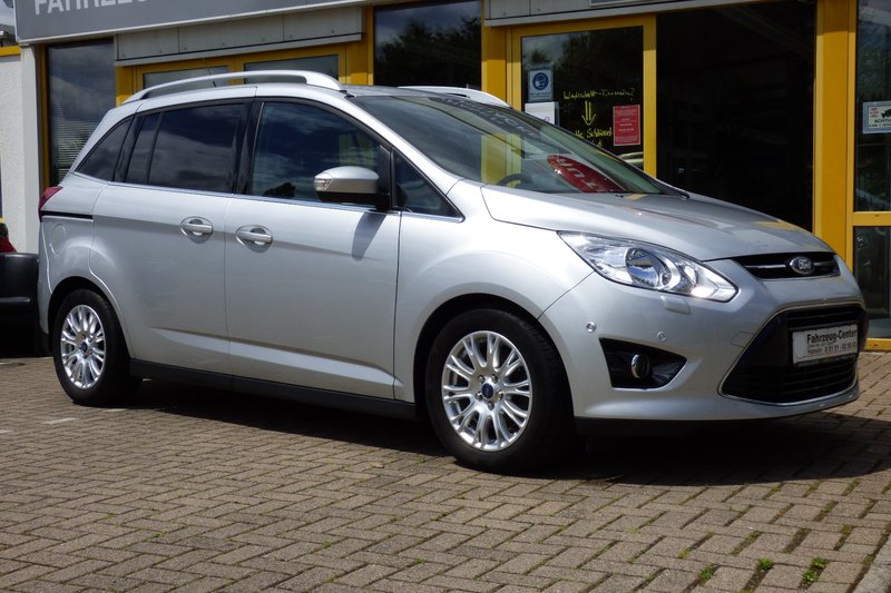Ford Grand C-MAX 1.6 TDCi Titanium AHK, 8 fach auf ALU, Parkassist, SHZ