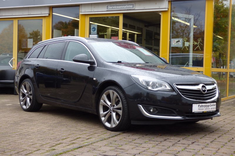 Opel Insignia A Sports Tourer Innovation gebraucht kaufen in Hameln Preis  12880 eur - Int.Nr.: 281 VERKAUFT