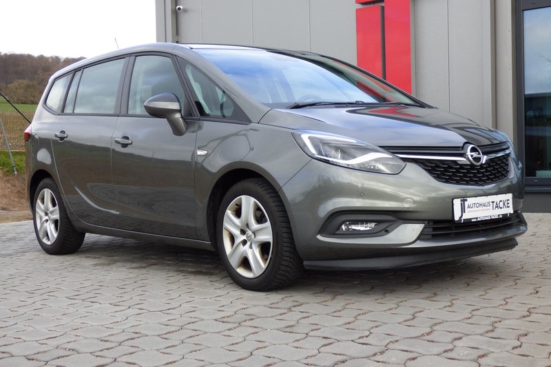 Opel Zafira C gebraucht kaufen in Hameln Preis 15880 eur - Int.Nr.: 359  VERKAUFT