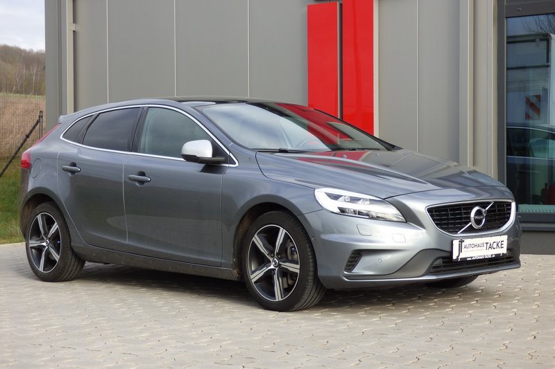 Volvo V40 R-Design Automatik, Panorama, Standheizung