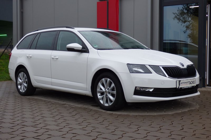 Skoda Octavia Combi Tour 1.Hand,Navi,SHZ,8 fach bereift