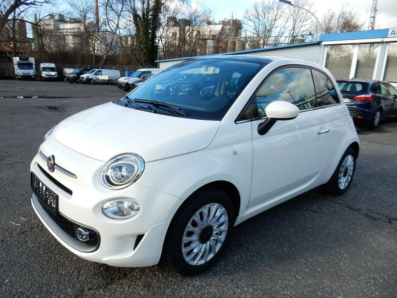 Fiat 500 Lim. 1.2i Lounge 2.300 Km