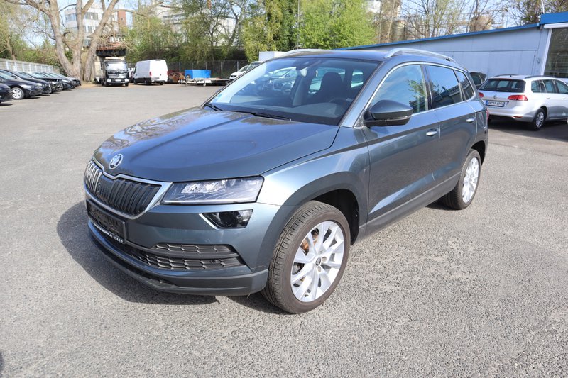 Skoda Karoq Style 1.5 TSI ACT 7-Gang DSG Kameta. Navi. Klimaaut. SHZ. PDC. Alu- 8 Fach. Pano.