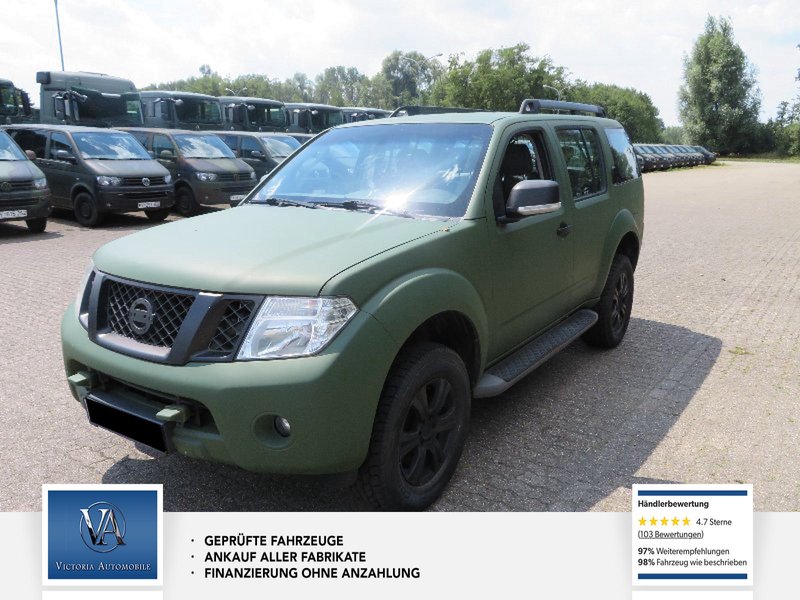 Nissan Pathfinder 2.5 dCi XE Ex-Army Scheckheft 19%MwSt