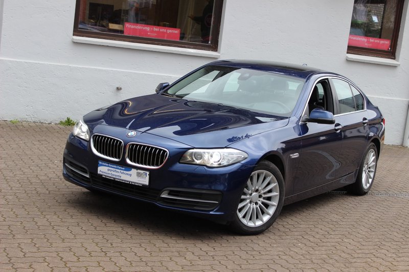 BMW 520dA Leder+Navi+Xenon+e.HGSD+Head Up+