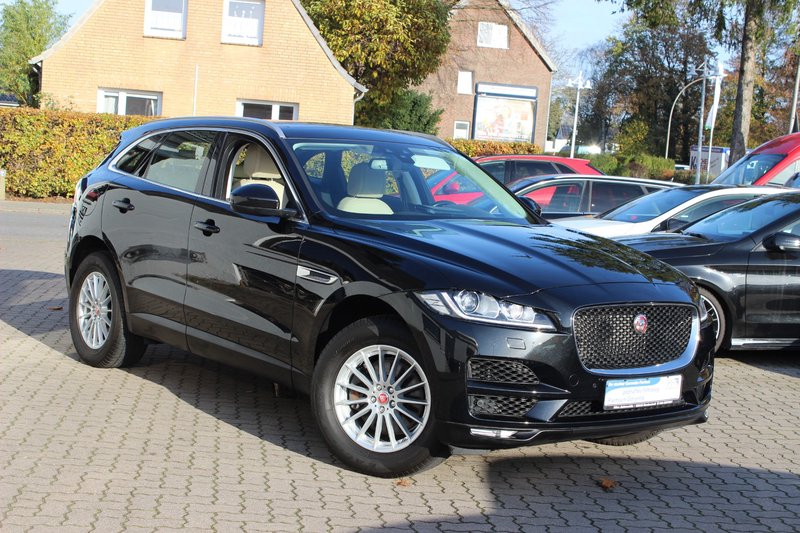 Jaguar F-PACE 30 T Prestige AWD Leder+Xenon+Panoramadach+Kamera
