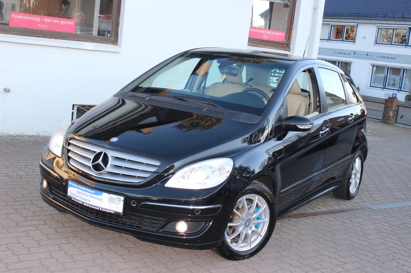 Mercedes-Benz B 200 CDI Aut Leder+Comand+Xenon+Panoramadach