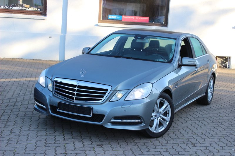 Mercedes-Benz E 250 CGI BE Avantgarde 1.Hand+Leder+Navi+e.HG+Xen