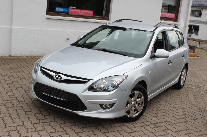 Hyundai i30 cw 1.6 CRDi Edition+ KLIMA=ALLWETTERREIFEN