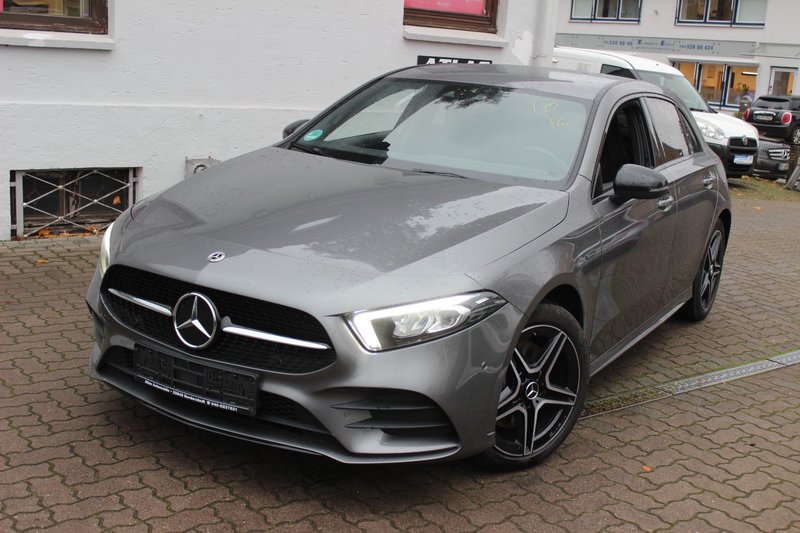Mercedes-Benz A 250 e AMG Night-Paket=LED High=Volldigitales Instrumenten-Display