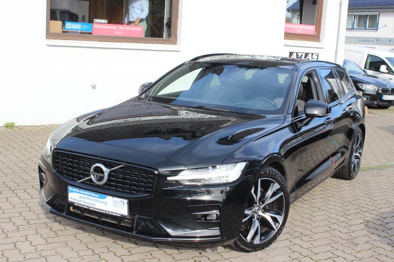 Volvo V60 Kombi R Design AWD HUD=LEDER=NAVI=LED=Panoramadach