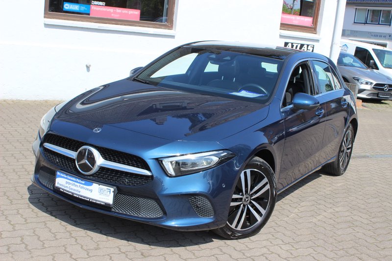 Mercedes-Benz A 250 e DCT Leder=NAVI=Multibeam LED=Panoramadach