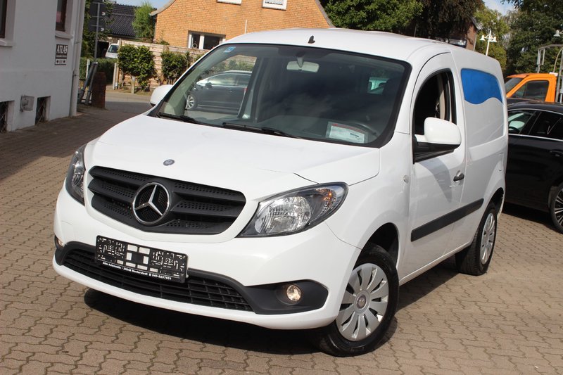 Mercedes-Benz Citan Kasten 109 CDI KLIMA=8XBereift