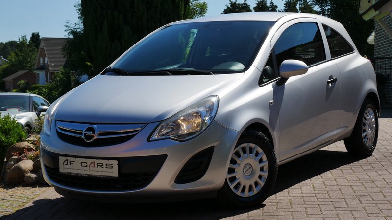 Opel Corsa D Selection used buy in Seevetal Price 4690 eur - Int.Nr.:  RM_4714_ SOLD