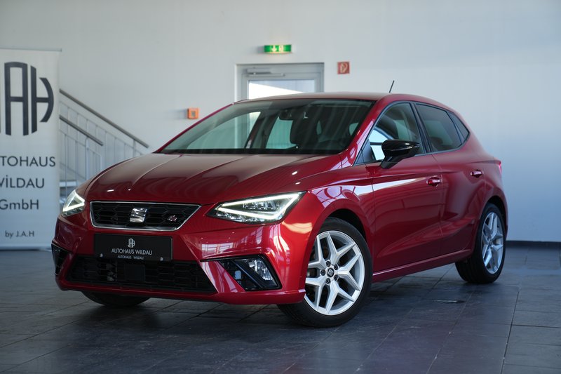 SEAT Ibiza FR  LED ACC SHZ NAV CARPLAY