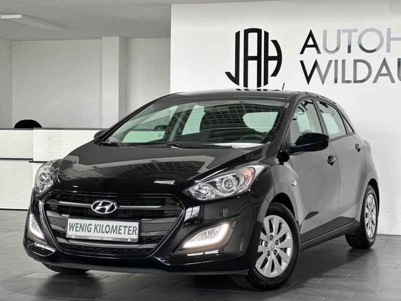 Hyundai i30 Classic blue
