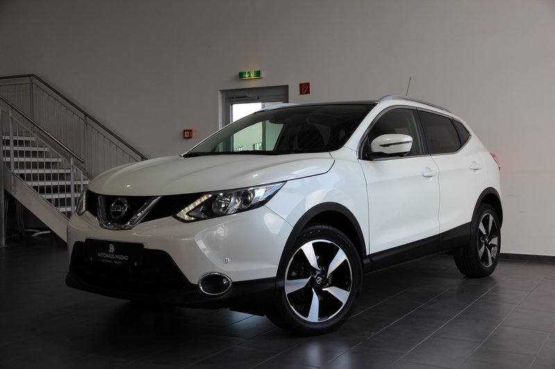 Nissan Qashqai N-Connecta  PANO NAVI KAMERA