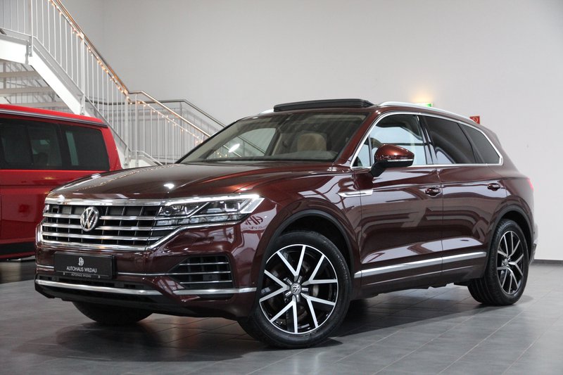 Volkswagen Touareg Atmosphere 4Motion  PANO KEYLEES LED AHK