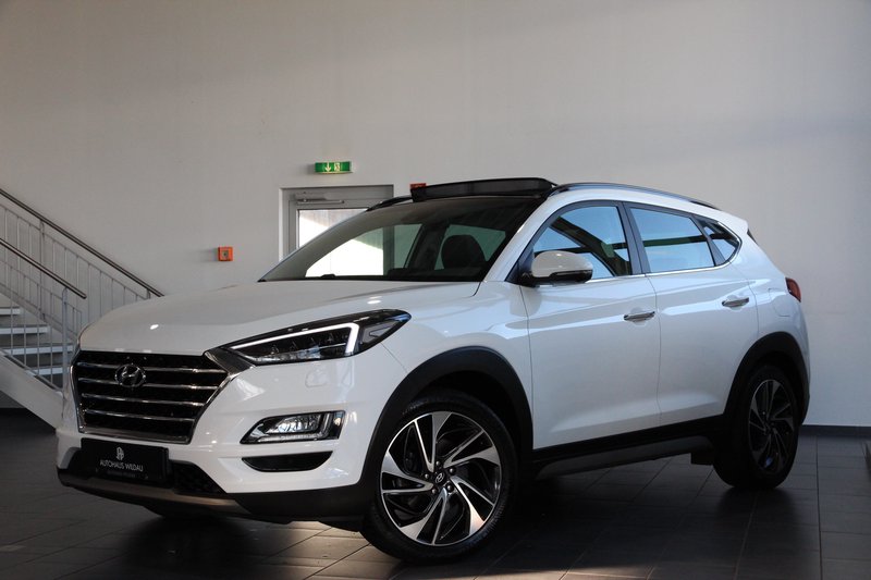 Hyundai TUCSON Premium 4WD PANO AUTO LED LEDER AHK