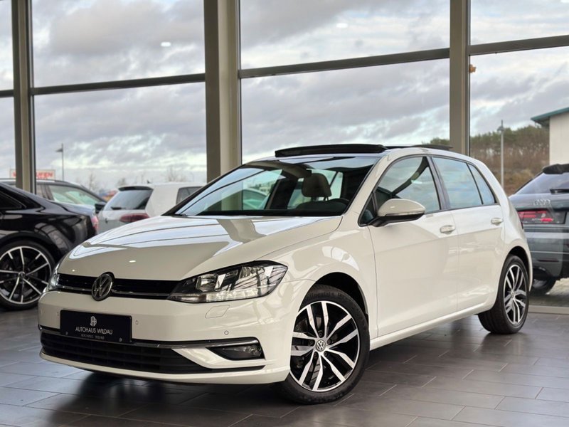 Volkswagen Golf VII Lim./Start-Stopp *PANO*DYNAUDIO*AHK*