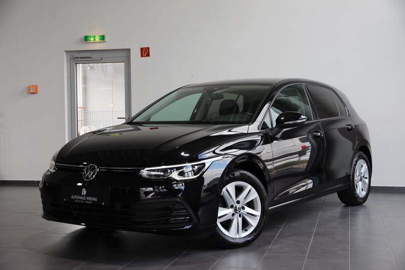 Volkswagen Golf VIII Life