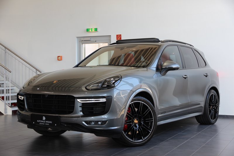 Porsche Cayenne GTS  SPORTDESIGN PANO BURMESTER
