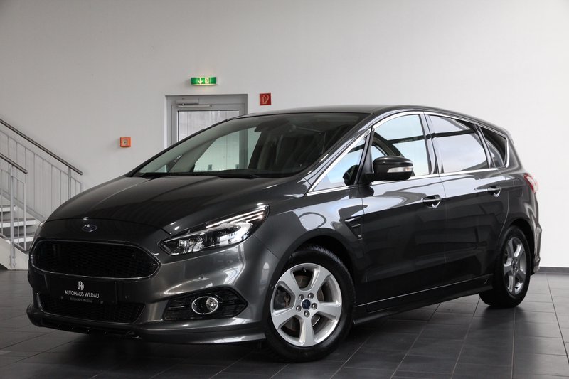Ford S-Max Titanium ST Line