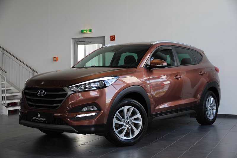 Hyundai TUCSON blue Advantage 2WD