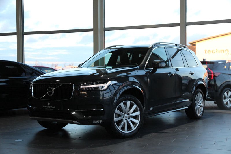 Volvo XC90 Momentum AWD D5